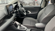 Toyota Yaris 1.5 Hybrid Icon 5dr CVT Hybrid Hatchback